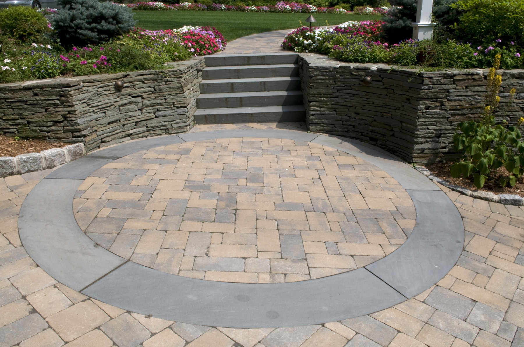 Best Tiles for Outdoor Patios