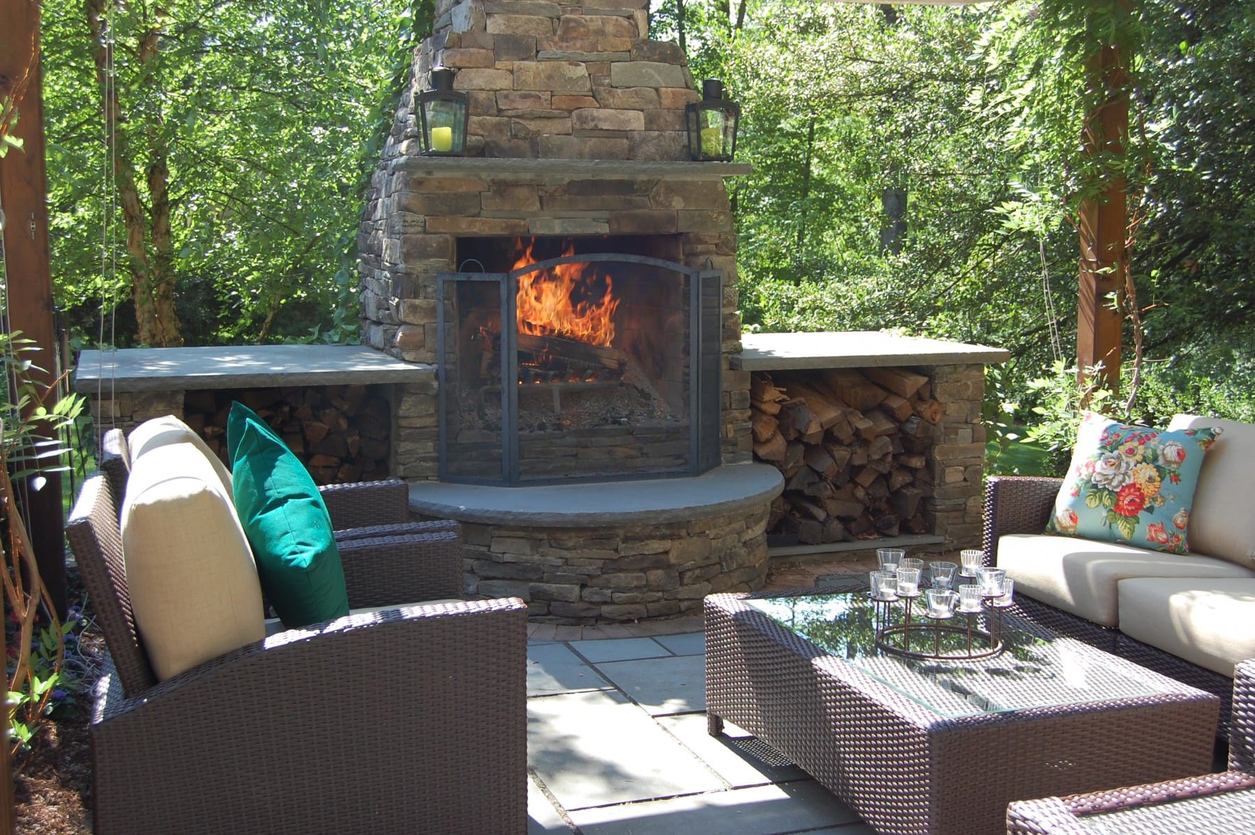 Outdoor Fireplace Vs Fire Pit, Outdoor Fireplace Fire Pit