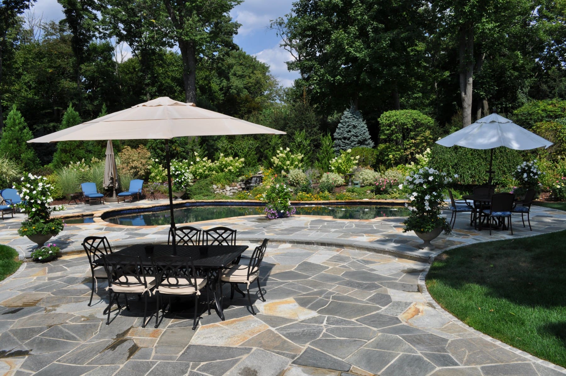 Landscaping Ideas in NJ Creating Your Dream Retreat
