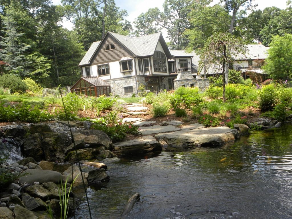 low maintenance outdoor pond