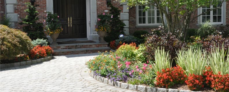 front yard landscape design