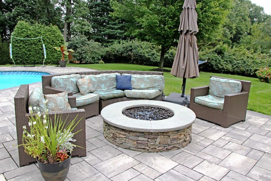 the-best-types-of-outdoor-fireplaces-that-add-value-to-your-home
