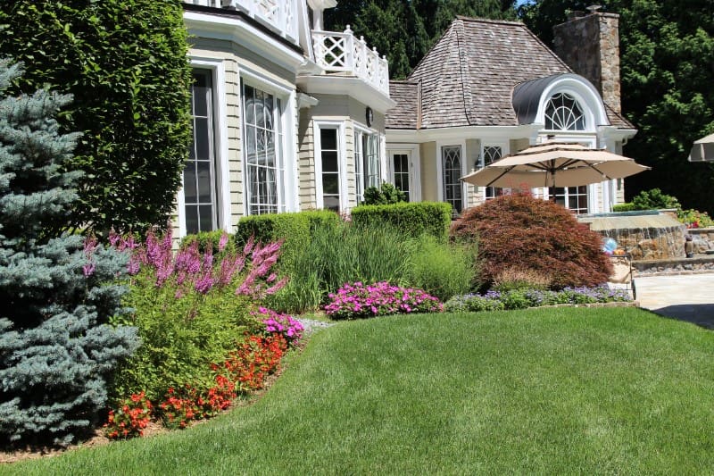 Conseils d’entretien du paysage biologique pour une cour et un environnement plus sains Conseils d’entretien du paysage biologique pour une cour et un environnement plus sains