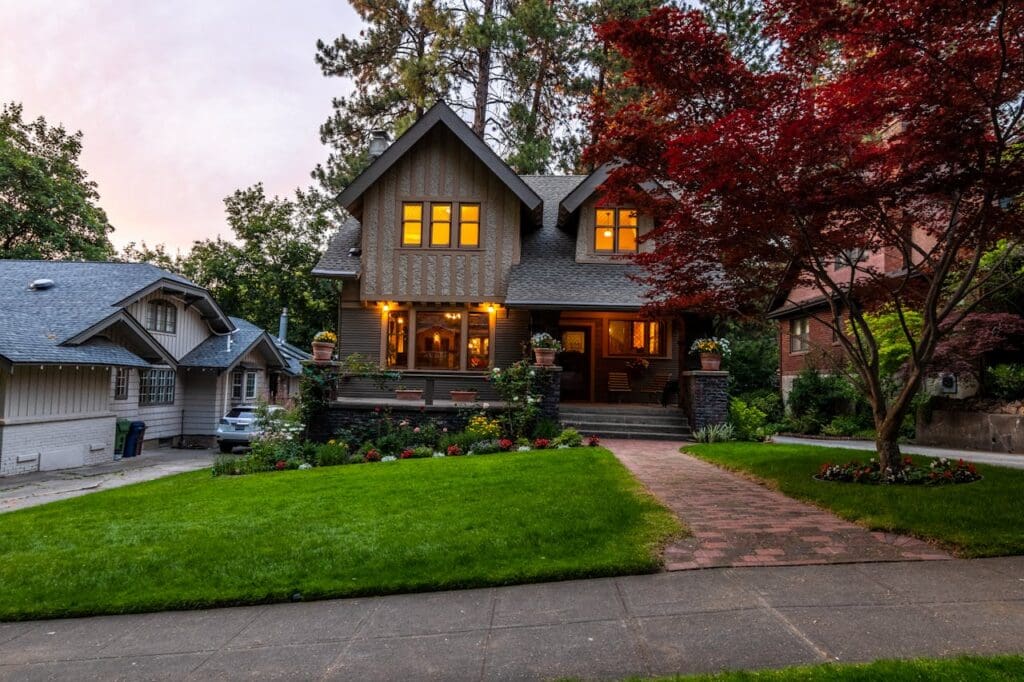 Discover flowering trees for small yards that add color, beauty, and value without overwhelming your space.